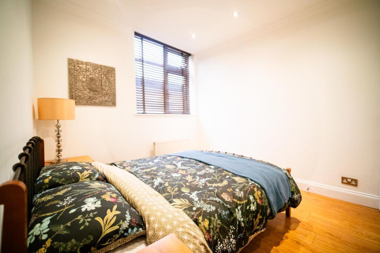 Stay With Serena Homes , One Bedroom Apartment 普尔雷 外观 照片