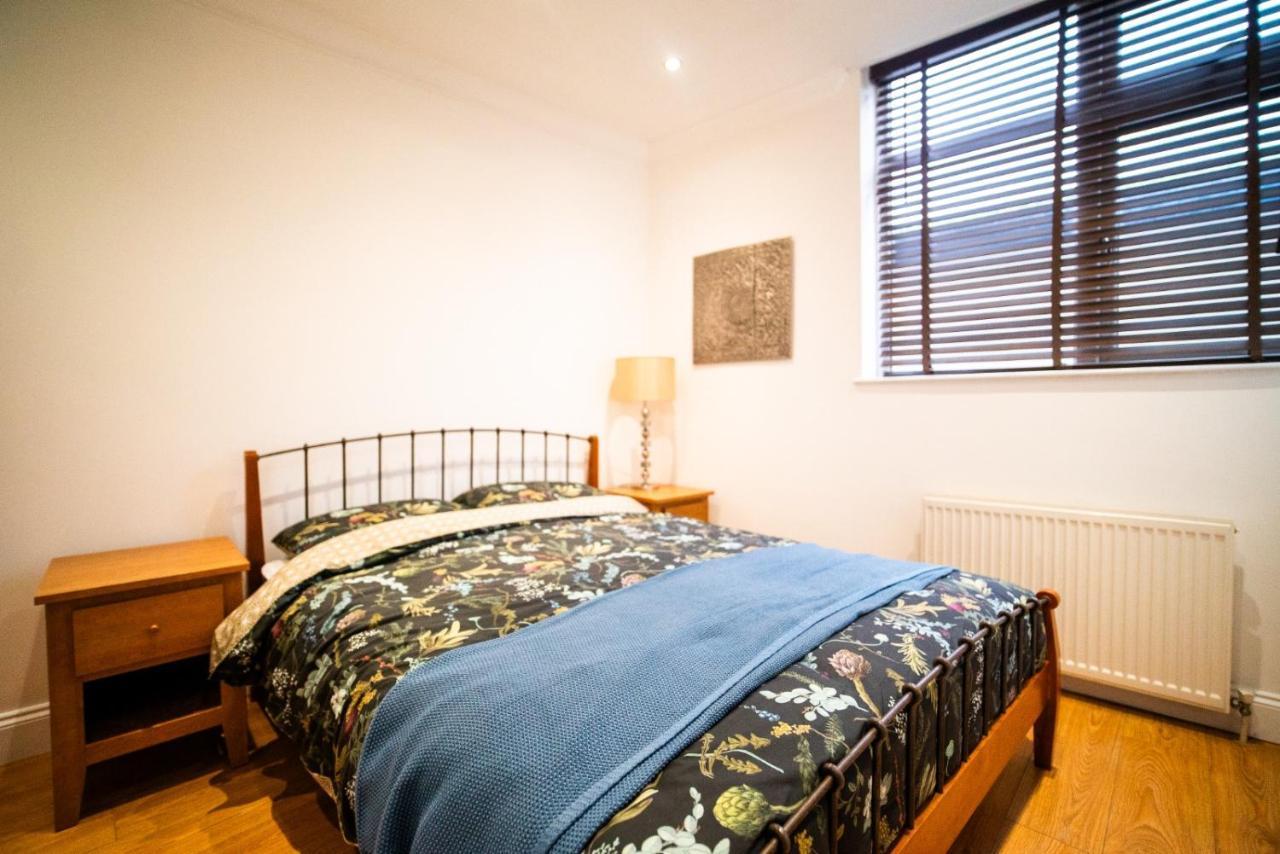 Stay With Serena Homes , One Bedroom Apartment 普尔雷 外观 照片
